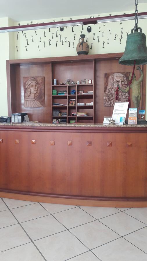 Hotel Parigi Castel San Pietro Terme Buitenkant foto
